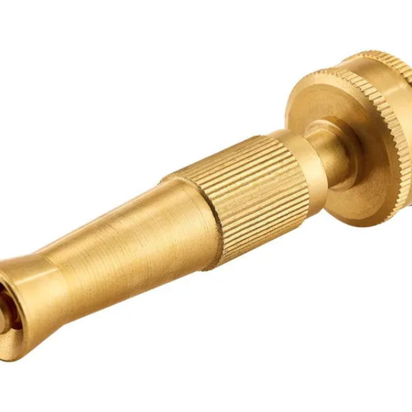 Spray nozzle for garden brass