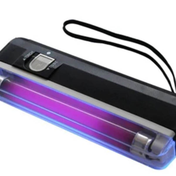 UV Light with Battery Operation