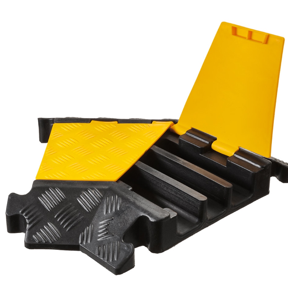 Heavy Duty Cable Protector Ramp 3 channels rubber/PE 55x50mm, 45° left